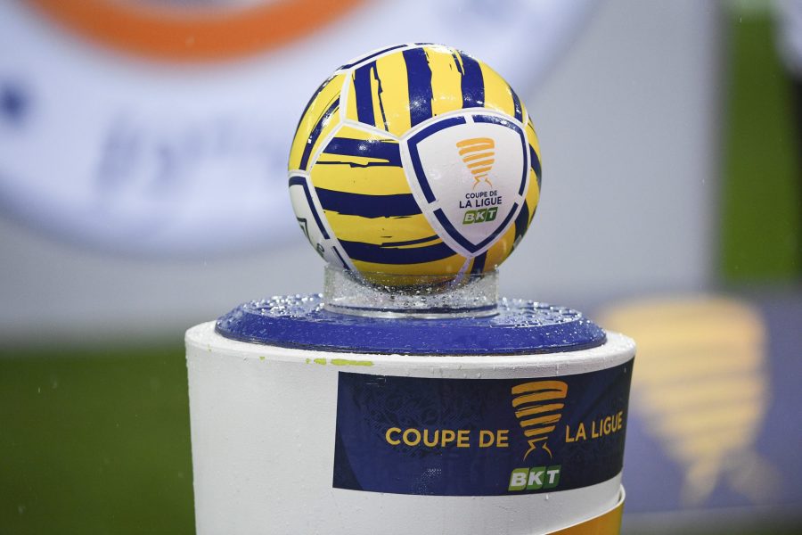 La finale de Coupe de la Ligue entre le PSG et l'OL pourrait être reportée, selon RMC Sport