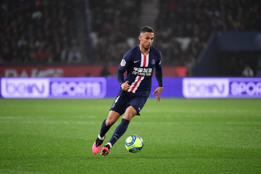 Kehrer fait maintenant des Parisiens ayant quitté la France, le PSG s'inquiète pour les retours