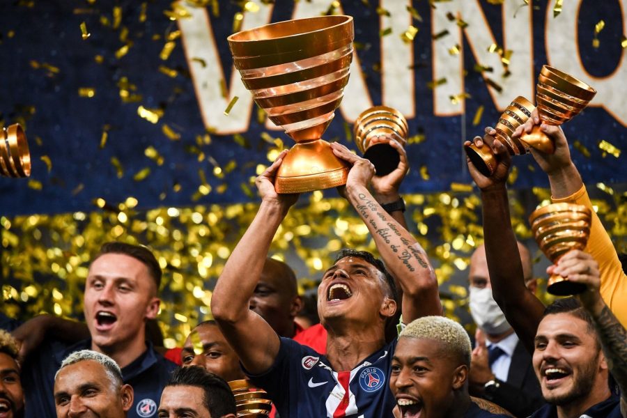 Le PSG rend hommage à Thiago Silva avec une vidéo « Merci capitaine »