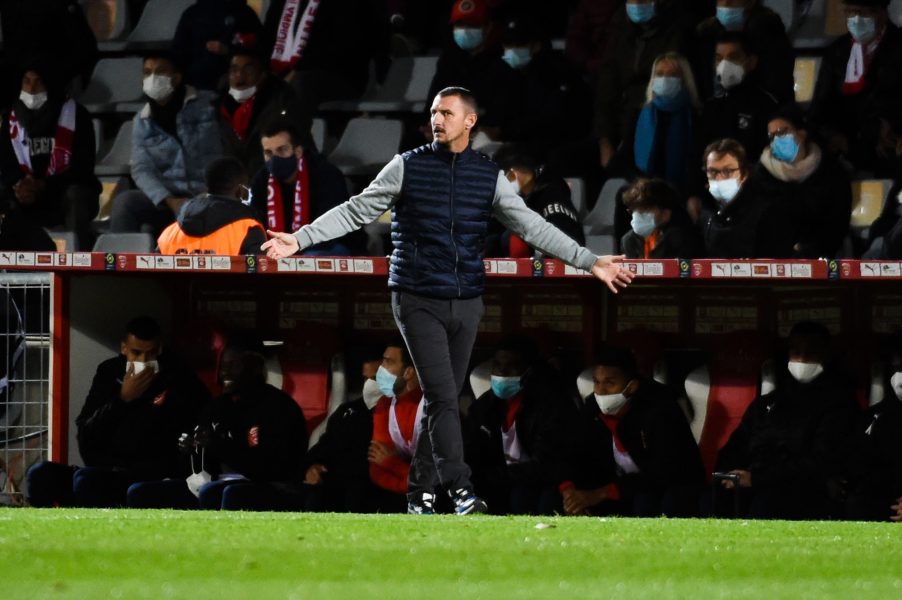 Nîmes/PSG - Arpinon évoque le plan de jeu, le résultat et le rouge « un gros regret »