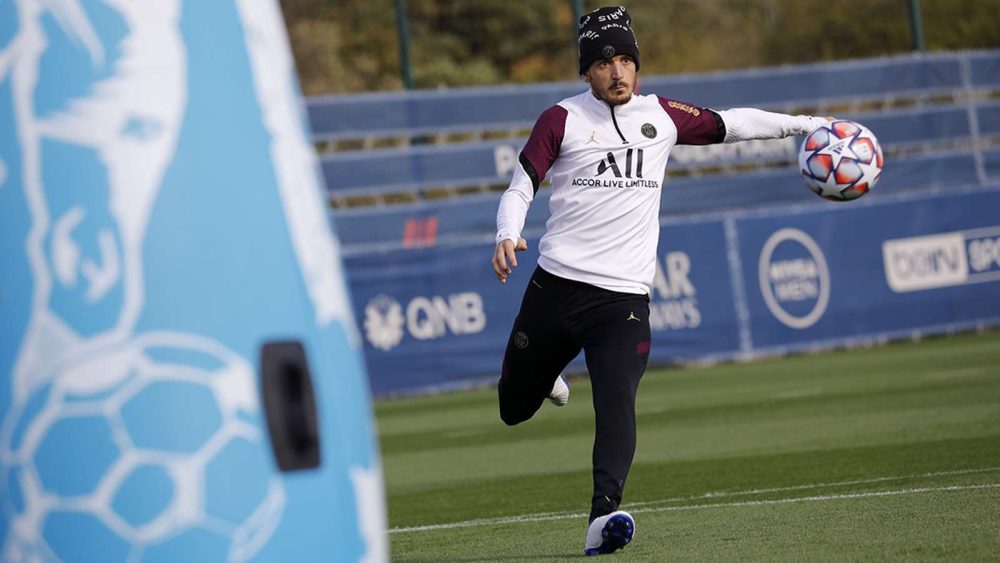 Les images du PSG ce jeudi: Entraînement et anniversaire de Gigi Buffon