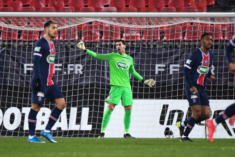 Brest/PSG - Sergio Rico revient sur la victoire et est « très heureux de pouvoir aider »