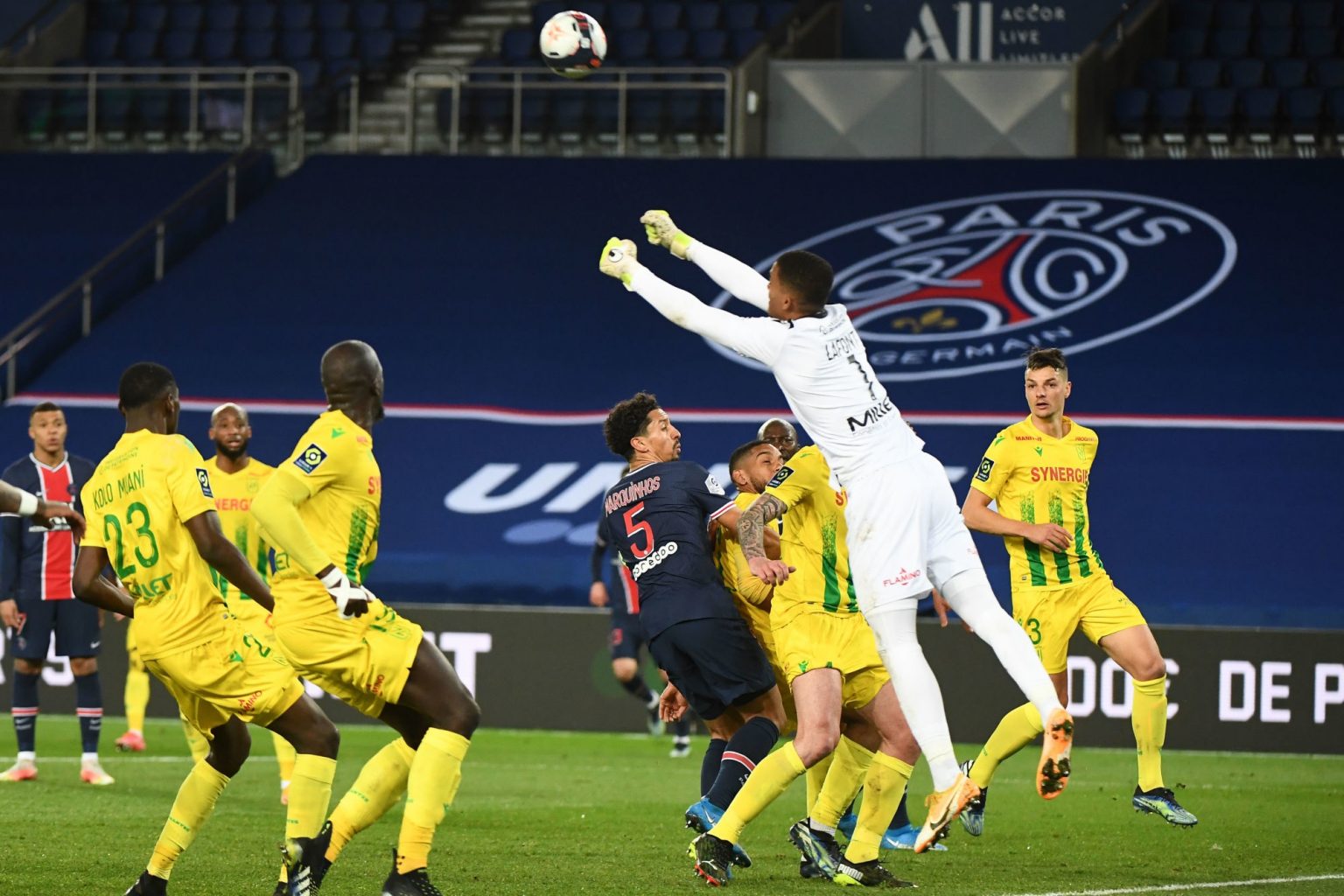 Résumé PSG Nantes 1 2 La vidéo des buts et des temps forts du match