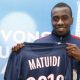 Matuidi "il a eu des échanges" avec des clubs, mais il est "heureux au PSG"