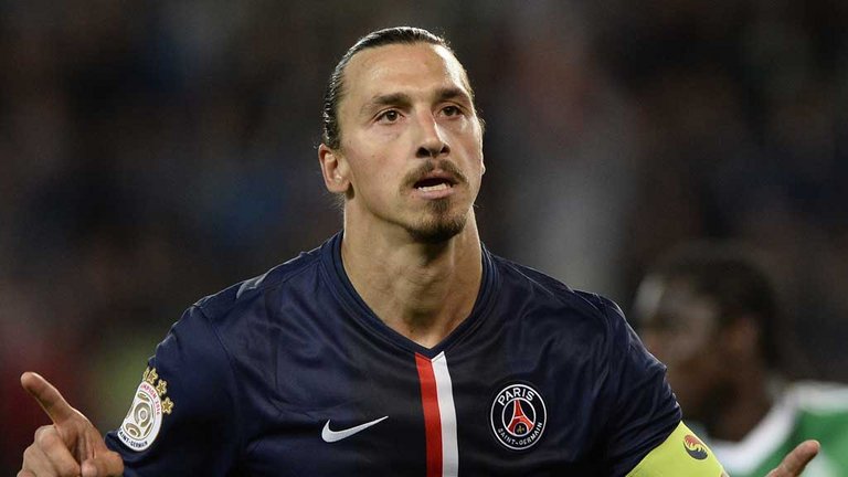 PSG Rothen, Ibrahimovic n'a aucun intérêt à partir et mérite une belle sortie