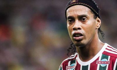 Anciens - Ronaldinho veut continuer