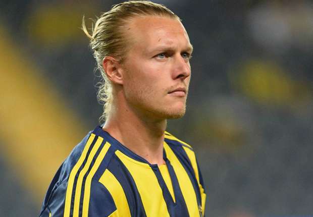 Simon Kjaer se dit flatté d'être associé au PSG mais donne sa préférence au Fenerbhace