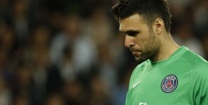 Affaire Aurier, Ménès donne la température du vestiaire parisien Sirigu seul opposant à son retour