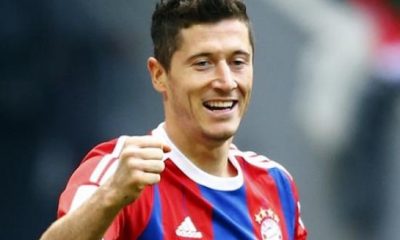 Lewandowski Ibrahimovic sait se sortir des pires situations en effectuant un geste technique venu d'ailleurs