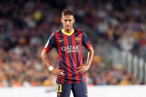 Neymar Le Barça ne va pas suivre l'offre du PSG, mais prépare une plainte auprès de l'UEFA, selon UOL