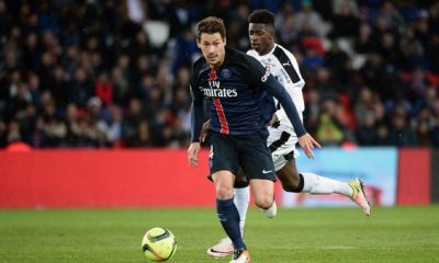 Mercato - Le PSG regarde toujours pour un joueur offensif, Stambouli doit décider, selon Mohamed Bouhafsi