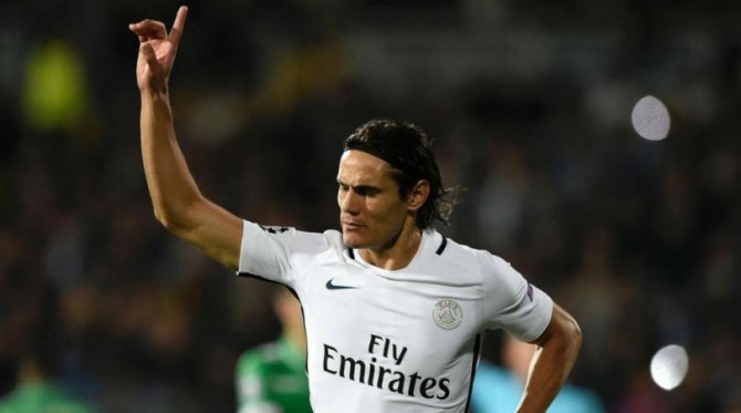 Cavani n'aurait rien de grave et va rejoindre la sélection uruguayenne, selon Ovacion