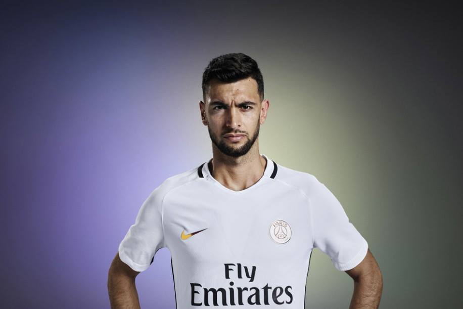 Remportez le maillot du Paris Saint-Germain de votre choix avec Unisport !