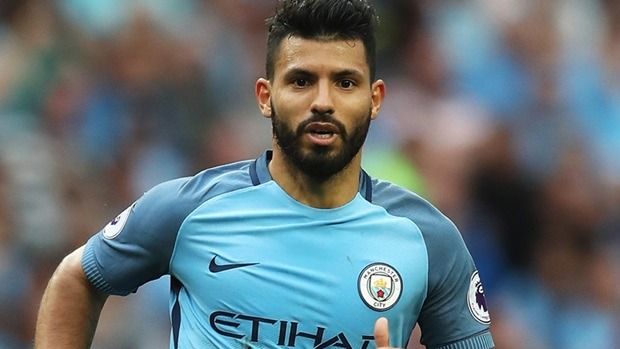 Mercato - Le PSG serait très intéressé par Agüero, Manchester City demande 92 millions d'euros