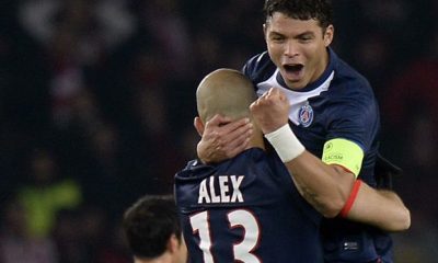 Alex Thiago Silva Ce n’est pas parce qu’il a le brassard qu’il doit régler tous les problèmes