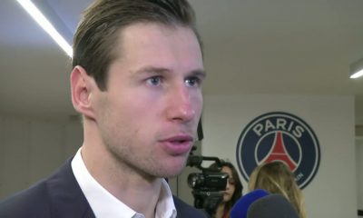 Krychowiak "Il se bat pour sa place, il tente de prendre les choses de manière positive", selon son aget