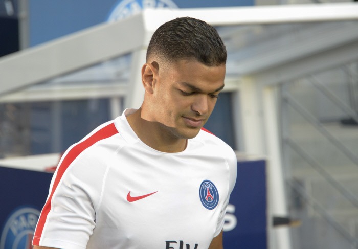 Hatem Ben Arfa annonce qu'il va se livrer à propos de sa situation au PSG