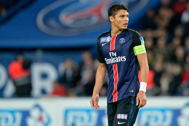 Le Parisien remet en question le capitanat de Thiago Silva et propos Verratti ou Cavani