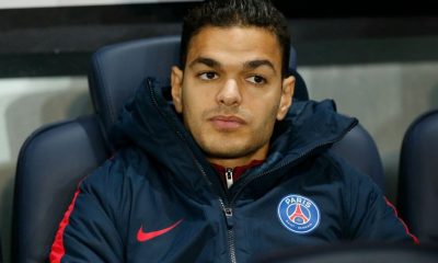 Hatem Ben Arfa remercie les supporters de l'OGC Nice pour leur hommage