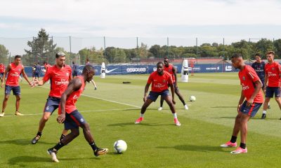 Les images partagées par les joueurs du PSG ce mercredi entraînement et petit tournoi.jpg