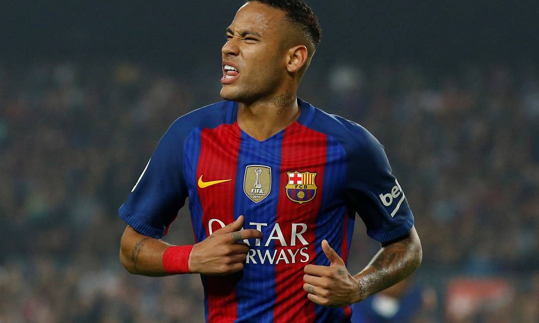 Mercato - Neymar a prévenu Thiago Silva et Marquinhos qu'il vient au PSG, mais a des doutes