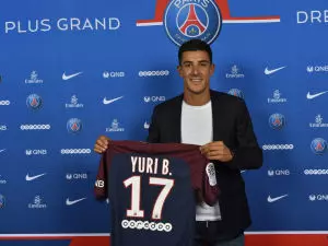 PSG Le Parisien revient sur le parcours compliqu de Yuri