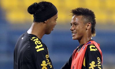 Anciens - Ronaldinho Je suis heureux pour Neymar