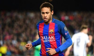 Mercato - Neymar fait appel à un spécialiste pour vérifier les contrats avec le PSG