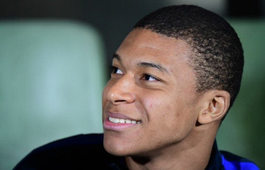 Claude Puel Kylian Mbappé Le foot n'est pas un métier pour lui