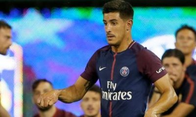 Le Parisien Le Parc n'en peut plus de Kurzawa...Berchiche n'a pas besoin de jouer la concurrence