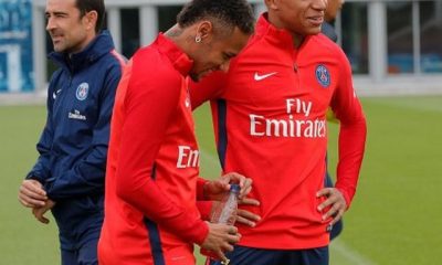 Neymar Mbappé, c'est un privilège de jouer avec lui...il va se mêler à la lutte pour le Ballon d'Or