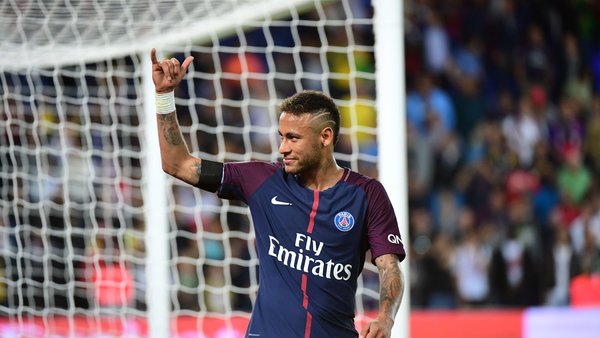 Neymar attendrait toujours la prime de fidélité du Barça