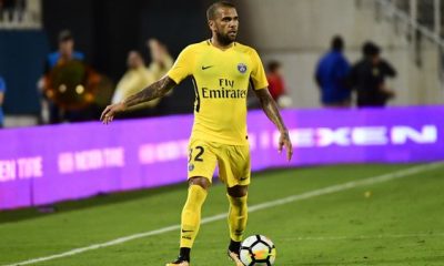 Dani Alves Le PSG c’est un club, une équipe…qui est plutôt jeune par beaucoup d’aspects