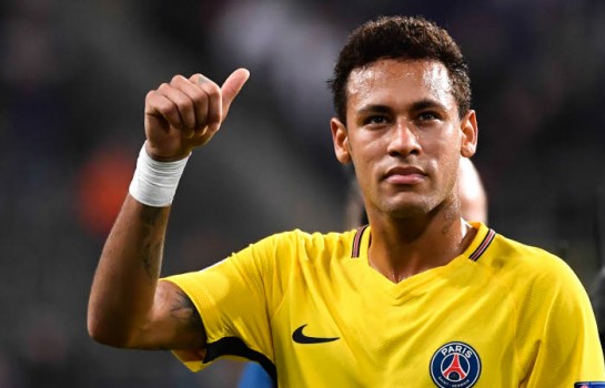 Degorre Neymar est investi, il donne le sentiment d’être heureux à Paris, ce que ne donnait pas toujours Zlatan