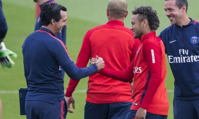 AS fait la leçon à L'Equipe pour l'adaptation entre Neymar et Emery plus 'sexy' de parler de polémiques