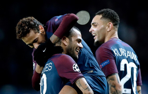 Dani Alves Je leur ai quasiment donné le but, mais à la fin j'ai pu m'excuser avec un but