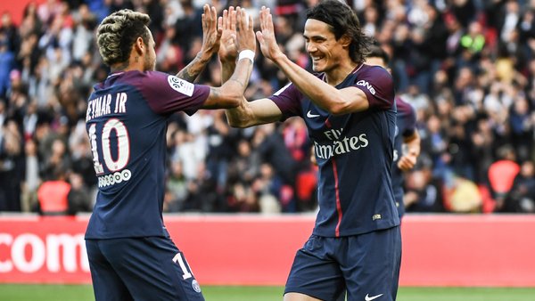 Daniel Riolo La vrai star de l'équipe, c'est bien Cavani