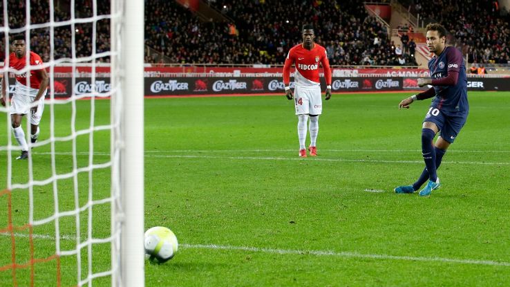 Emery et Thiago Silva invités à commenter le fait que Neymar ait tiré le penalty