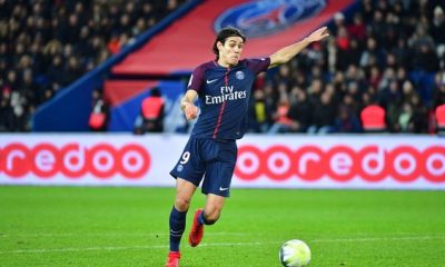 Cavani critique les médias qui inventent des histoires et souligne l'importance des supporters