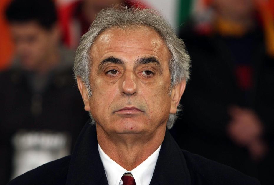 Halilhodzic Des gens tellement aigris à Paris, qu’ils ne font que critiquer gratuitement. Peut-être sont-ils payés pour ça