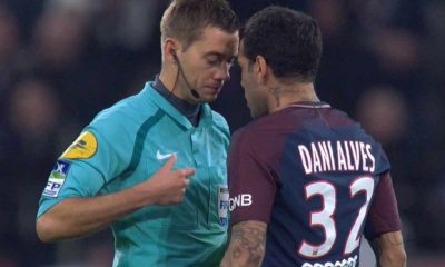 Dani Alves Depuis quand ne pas être d’accord équivaut à manquer de respect