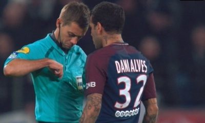 Dani Alves carton rouge Lyon/PSG