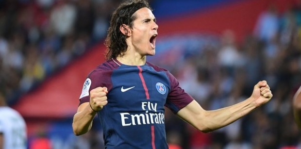 Edinson Cavani devient le meilleur buteur de l'histoire du PSG !