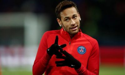 Ligue 1 - France Football explique pourquoi il faut que les arbitres protègent Neymar