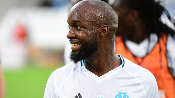 Mercato - Lassana Diarra au PSG, c'est n'est pas encore réglé, mais la possibilité est bien réelle, selon Le Parisien