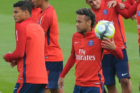 NantesPSG - Suivez l'entraînement des Parisiens ce vendredi à 15h30