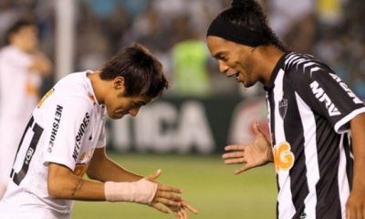 Ronaldinho a pris sa retraite le roi est mort, vive le roi !