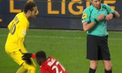 Hamari Traoré Neymar J'aurais pu faire un scandale, j'aurais pu lui rentrer dedans