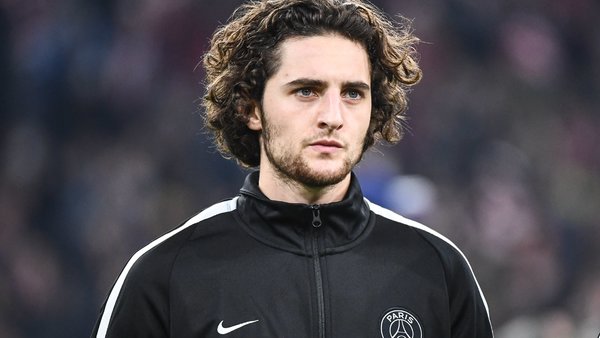 RealPSG - Paris va demander à l'UEFA de retirer le carton jaune de Rabiot