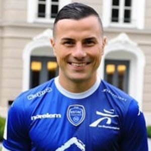 Karim Azamoum milieu de terrain ESTAC Troyes